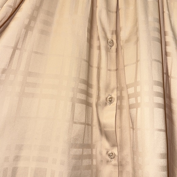 Tucker for Target cream windowpane‎ blouse size large - Picture 3 of 6